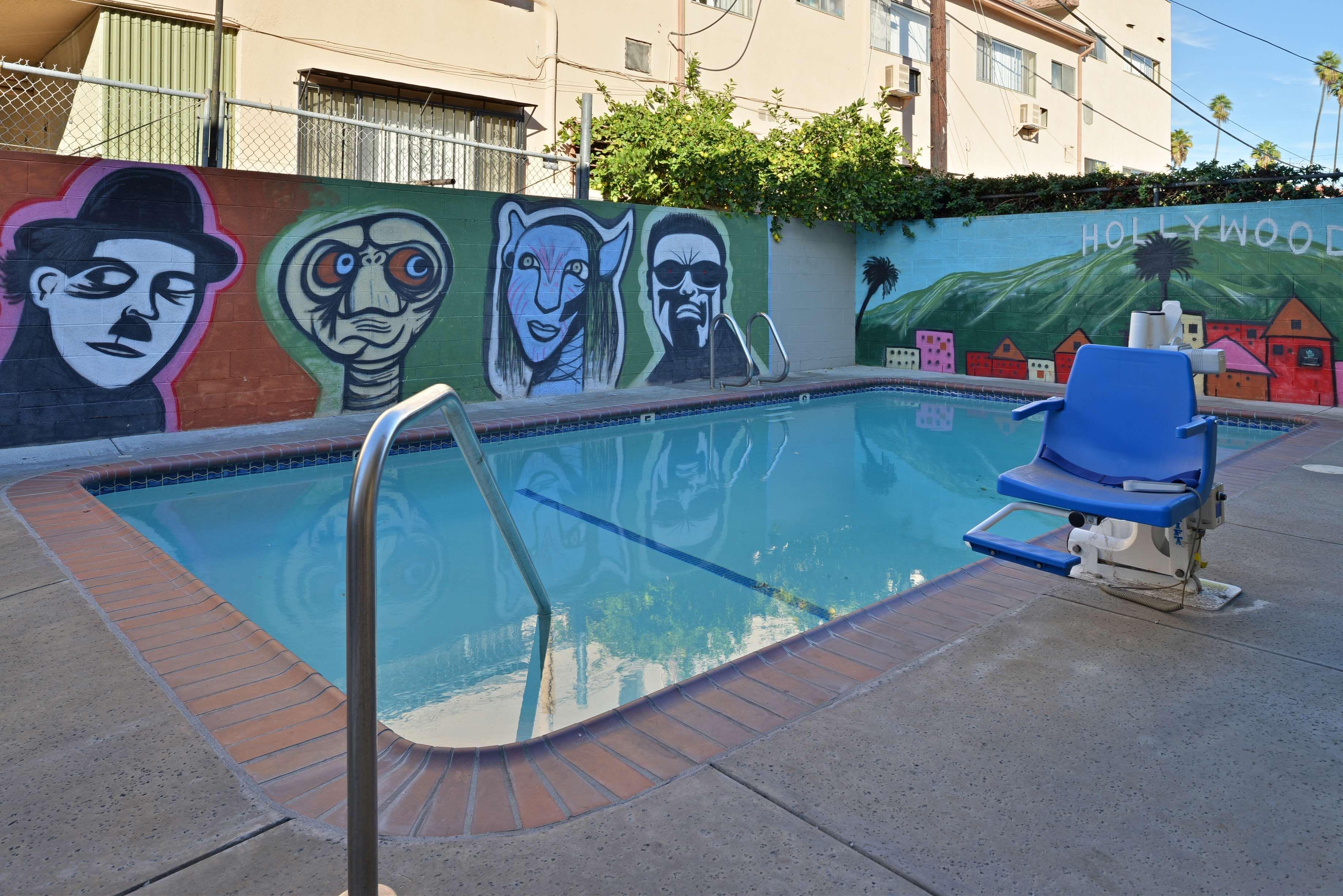 The Emerald Inn On Sunset — Фото 3